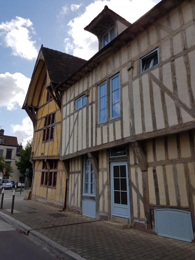 Maison Du Dauphin 1534 Troyes Exteriér fotografie