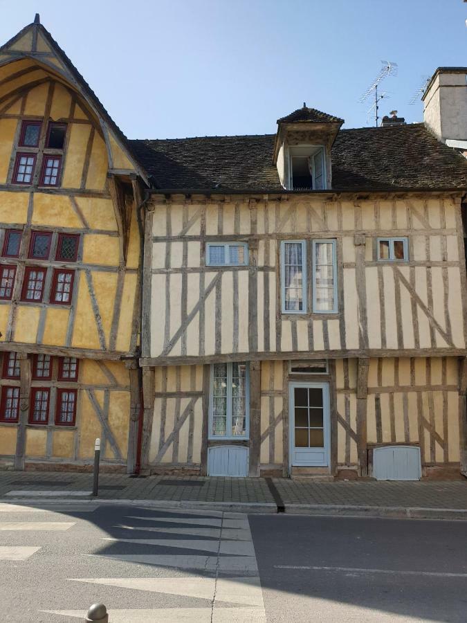 Maison Du Dauphin 1534 Troyes Exteriér fotografie